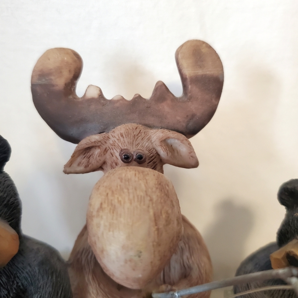 Unique Creations Moose and Bears Fishing Resin Figurine - Picture 7 of 11
